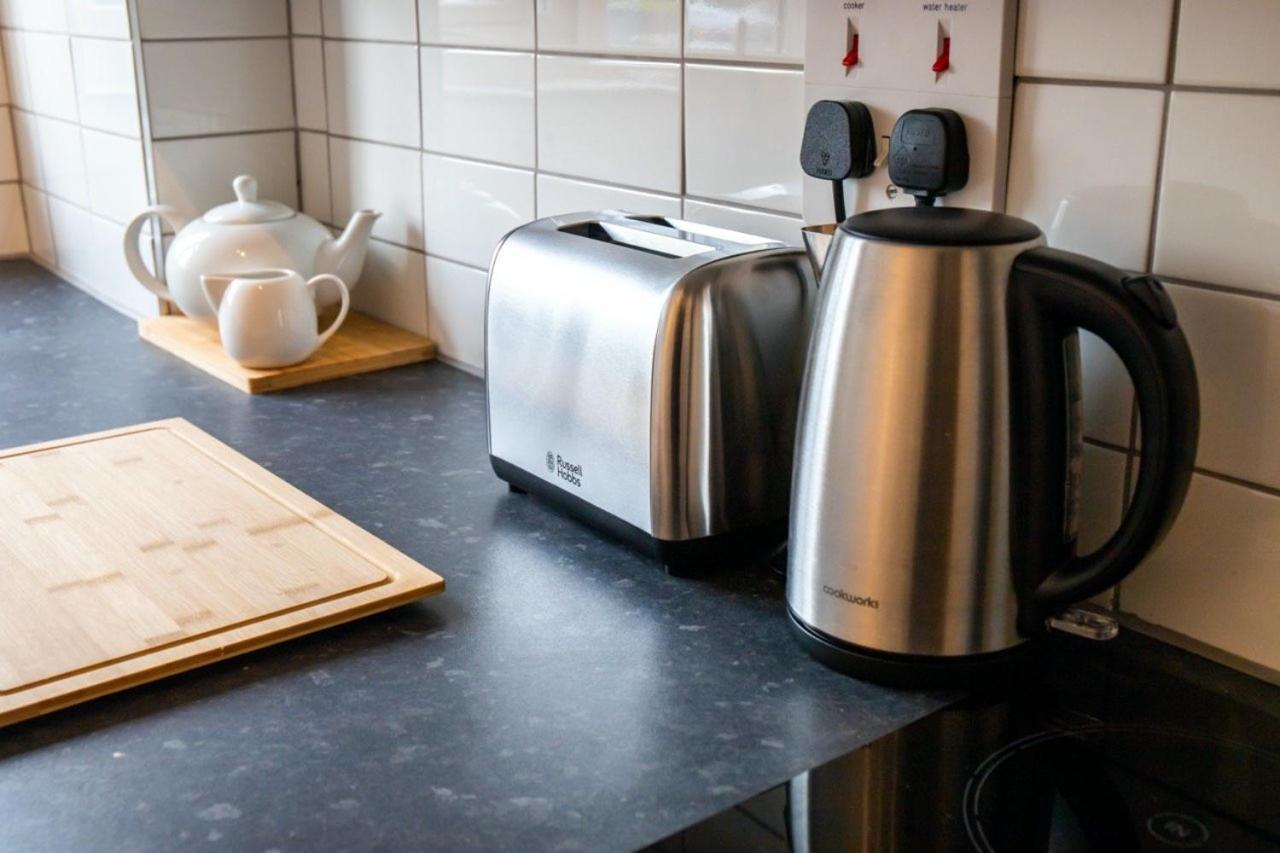 Guestready - Homely Leeds City Apartment Sleep 4 Meanwood المظهر الخارجي الصورة