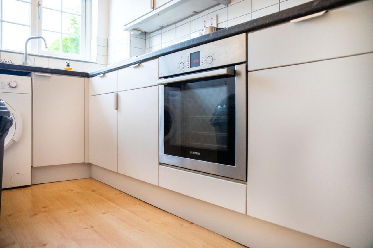 Guestready - Homely Leeds City Apartment Sleep 4 Meanwood المظهر الخارجي الصورة