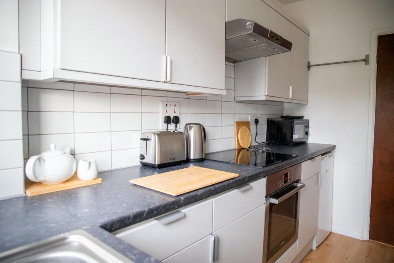 Guestready - Homely Leeds City Apartment Sleep 4 Meanwood المظهر الخارجي الصورة
