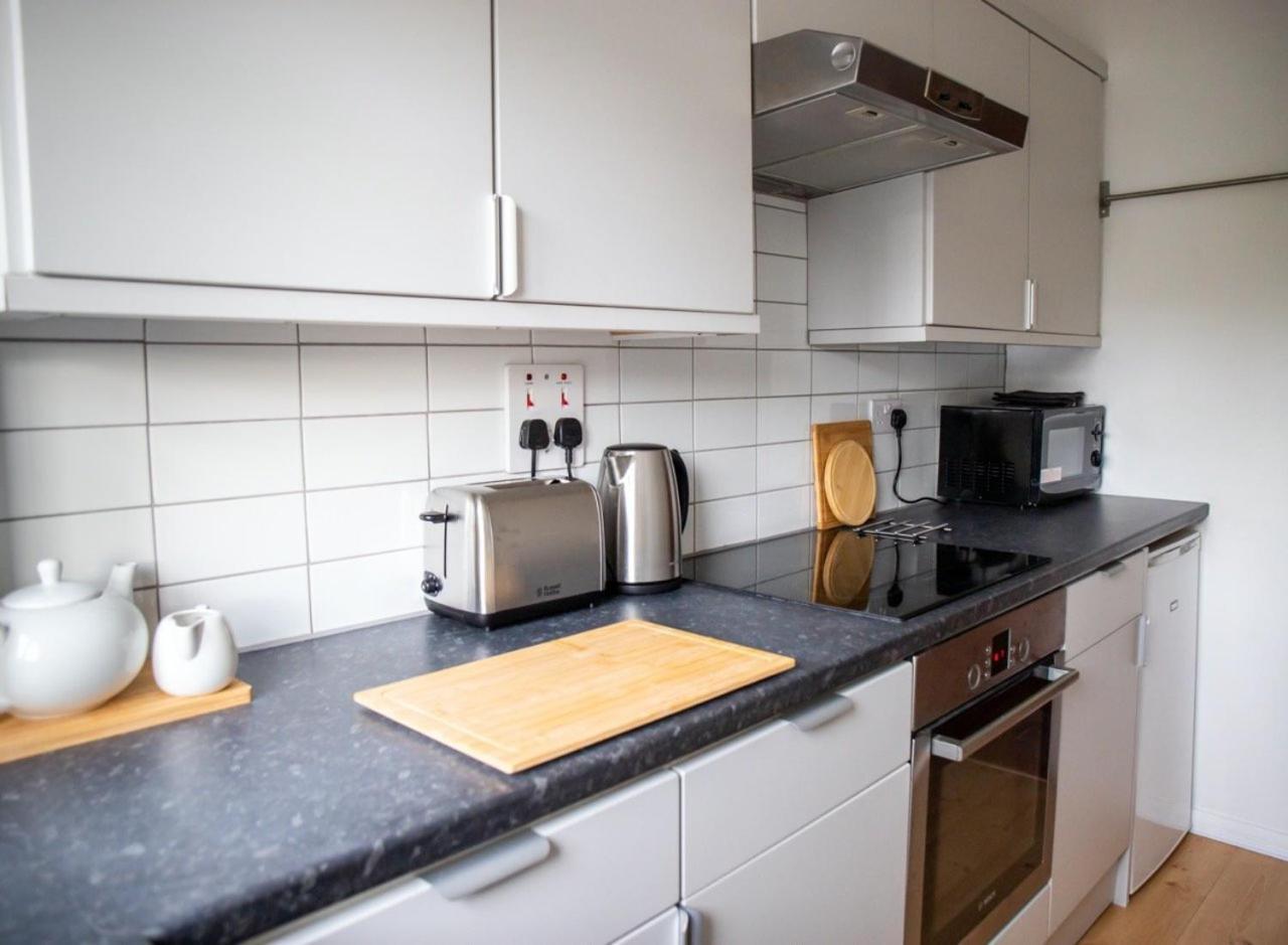Guestready - Homely Leeds City Apartment Sleep 4 Meanwood المظهر الخارجي الصورة