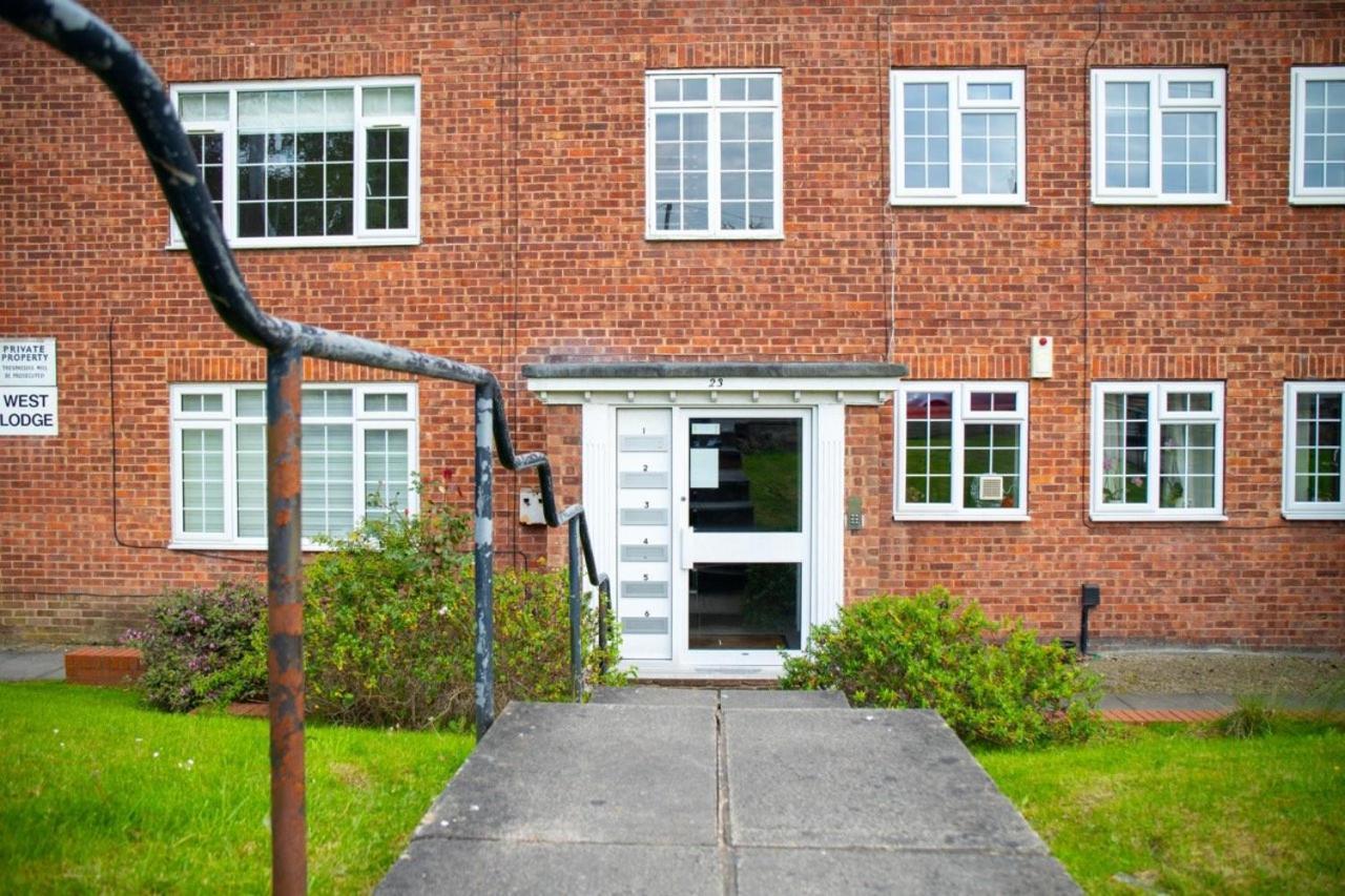 Guestready - Homely Leeds City Apartment Sleep 4 Meanwood المظهر الخارجي الصورة